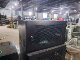 TỦ RACK 6U D500