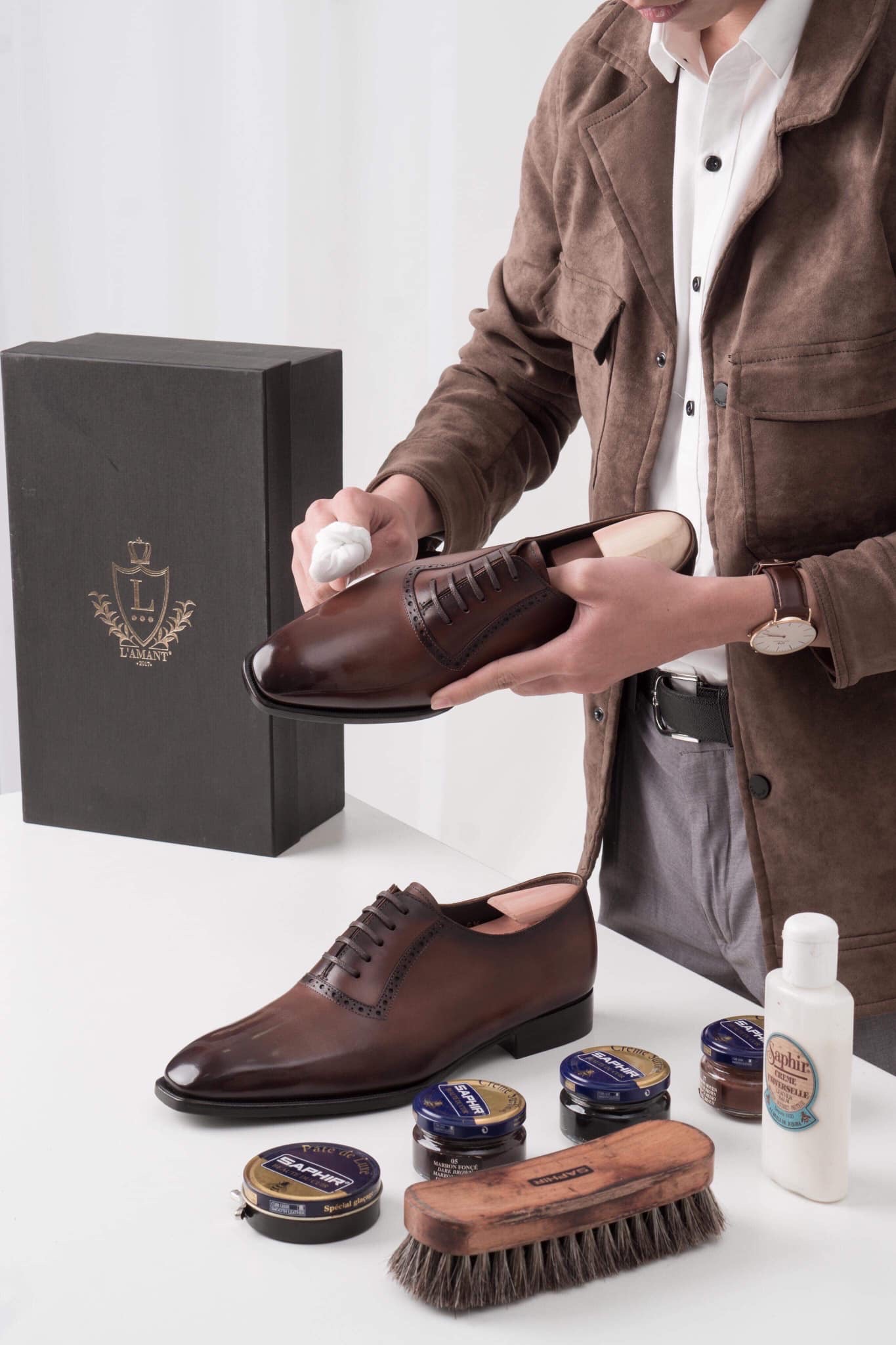 L'AMANT SHOEMAKER
