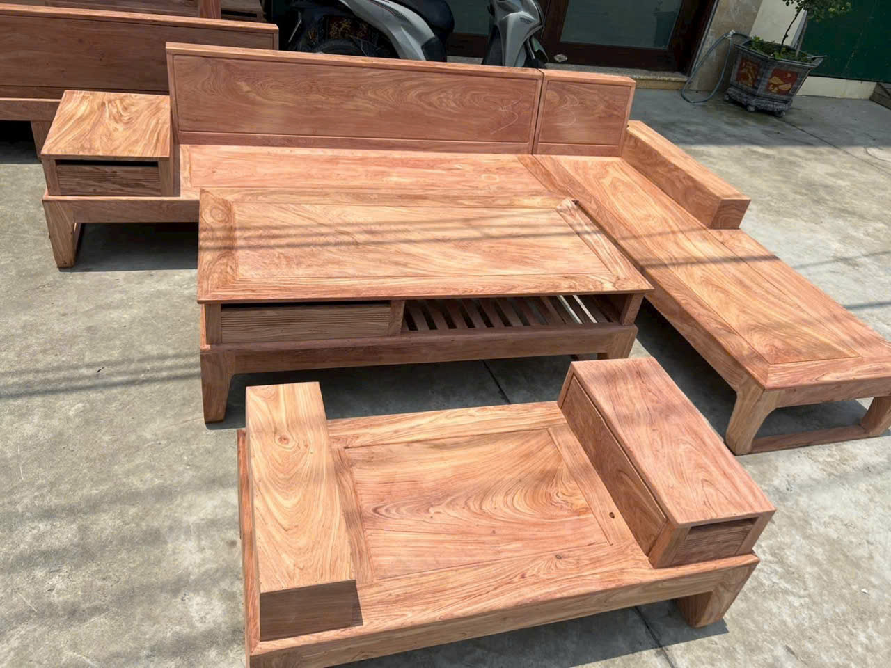 z7770368200084_f5c127c812d5974a15ab73230a1f0764