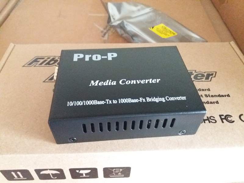PRO-2228-SFP Media Converter 2 x 1000 Base-Tx to 8 x 1000 Base-Fx