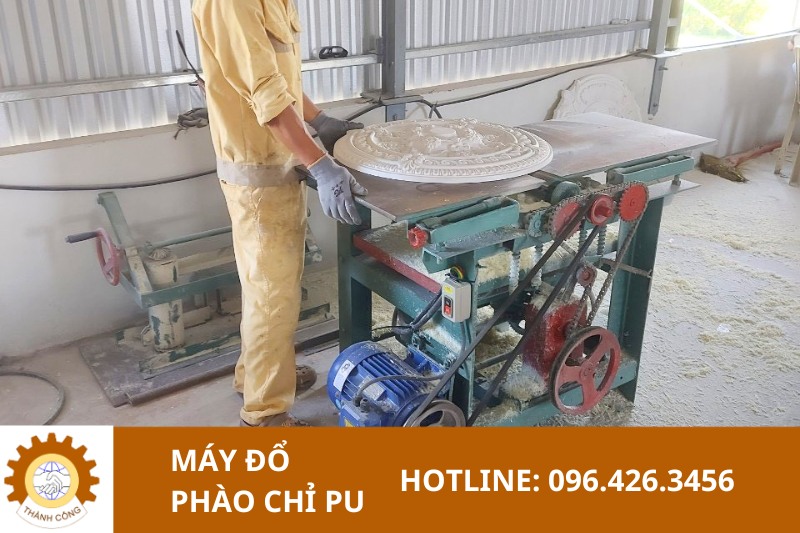 Các công đoạn trước khi gia thành phẩm phào chỉ pu