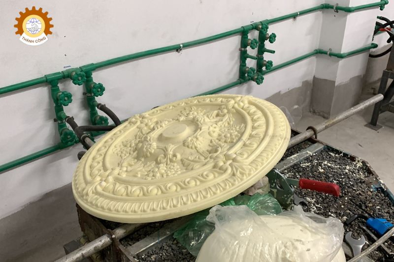 Ưu và nhược điểm của phào chỉ PU