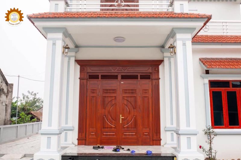 Phào cửa chính - Hình 1