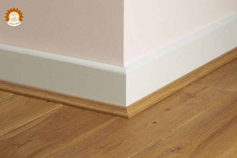 Phào chỉ chân tường gỗ