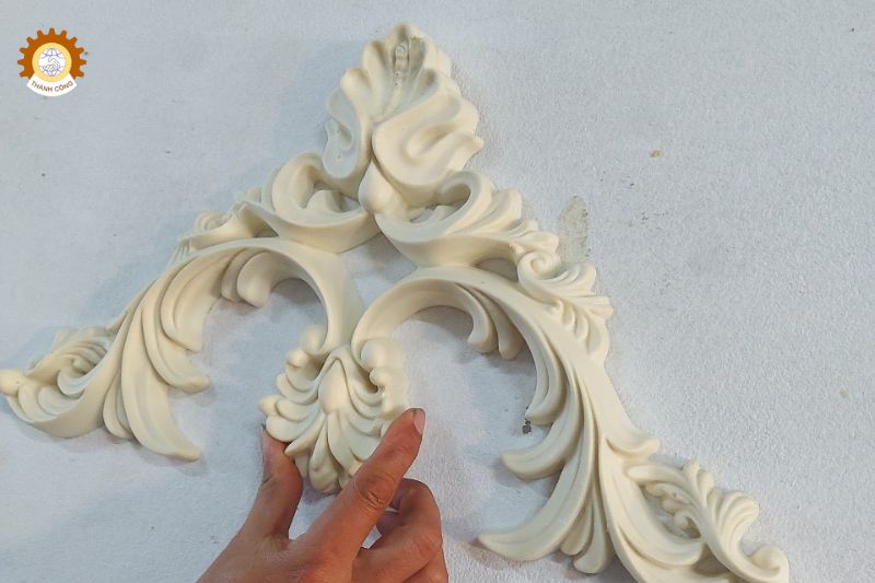 Có nên sử dụng phào chỉ PU không? 