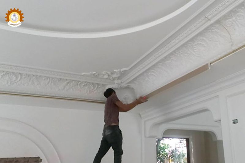 Những lưu ý khi chọn kích thước phào PU 