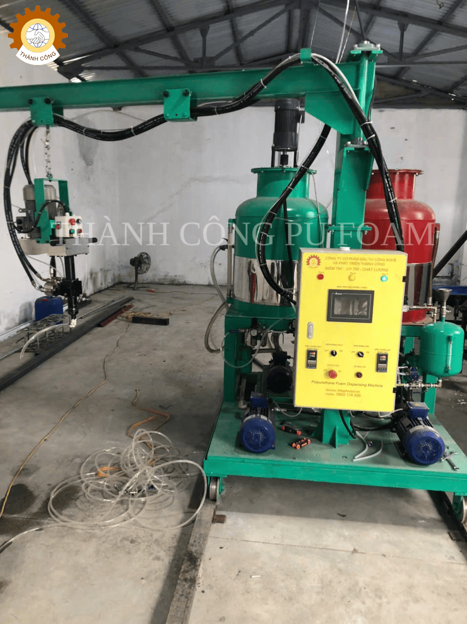 mua máy phun pu áp thấp uy tín