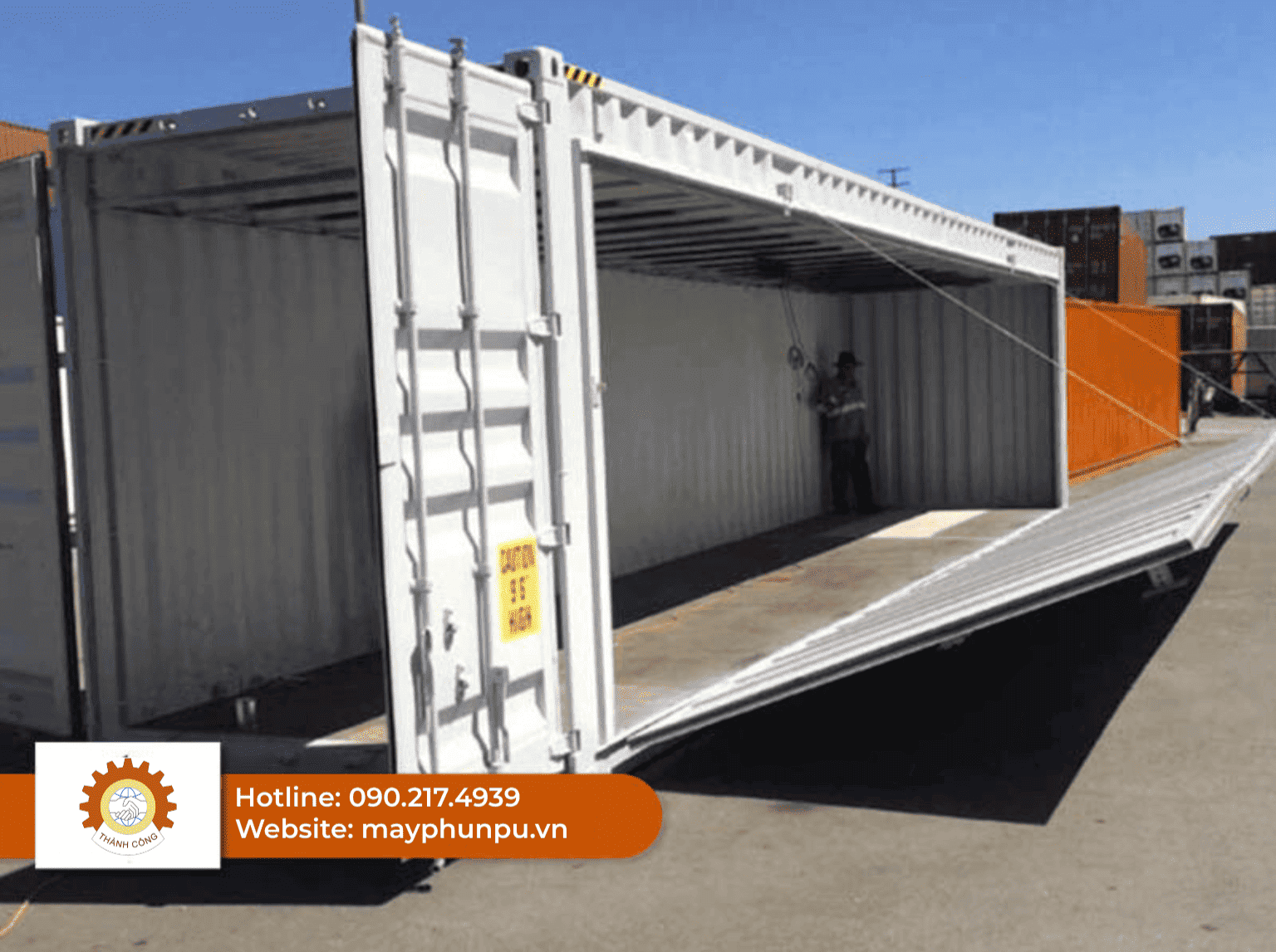 máy phun PU Foam cách nhiệt nhà container