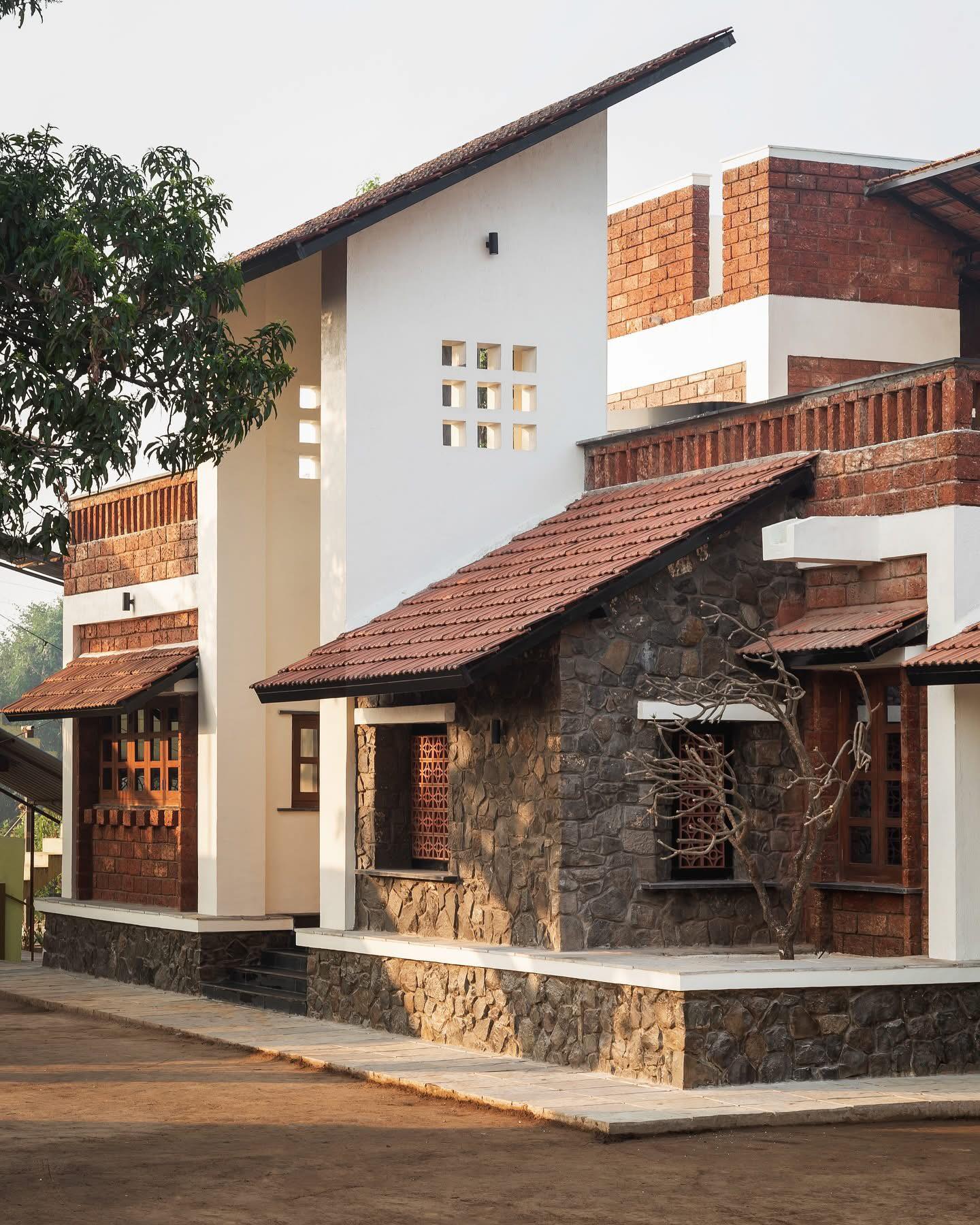Kiến trúc & Châm cứu dân gian cổ truyền _ chữa lành tâm hồn và phục hồi sự cân bằng đã mất.