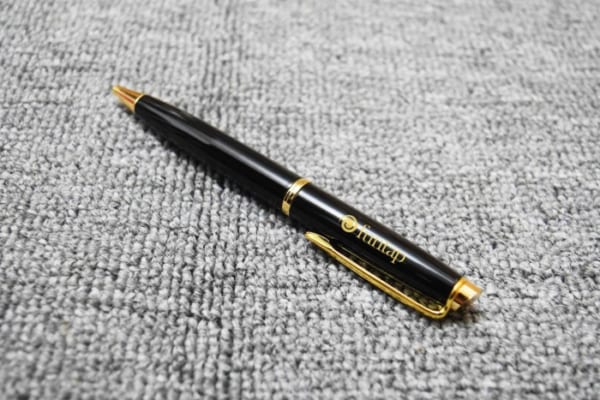 Bút Ký Kim Loại Xoay