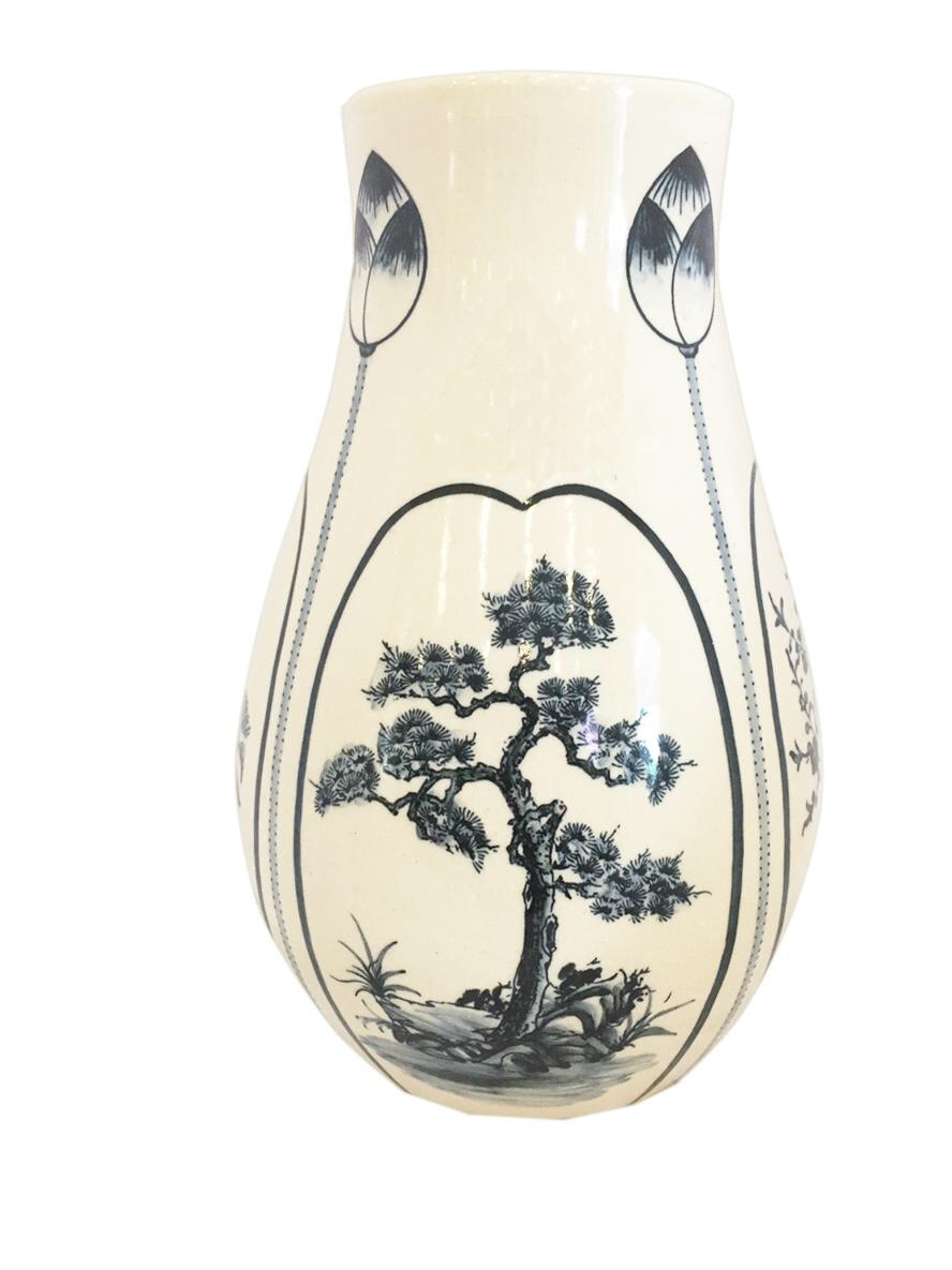 Bình gốm Sen Ngọc Chu Đậu