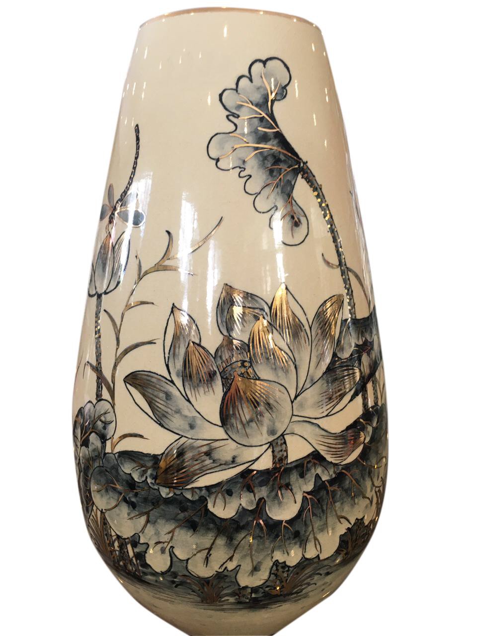 Bình gốm Chu Đậu