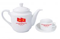 Bộ ấm chén Bát Tràng in logo Đại hội Đảng