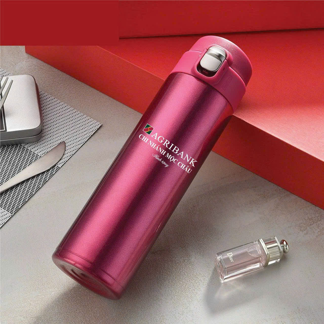 Bình giữ nhiệt cầm tay