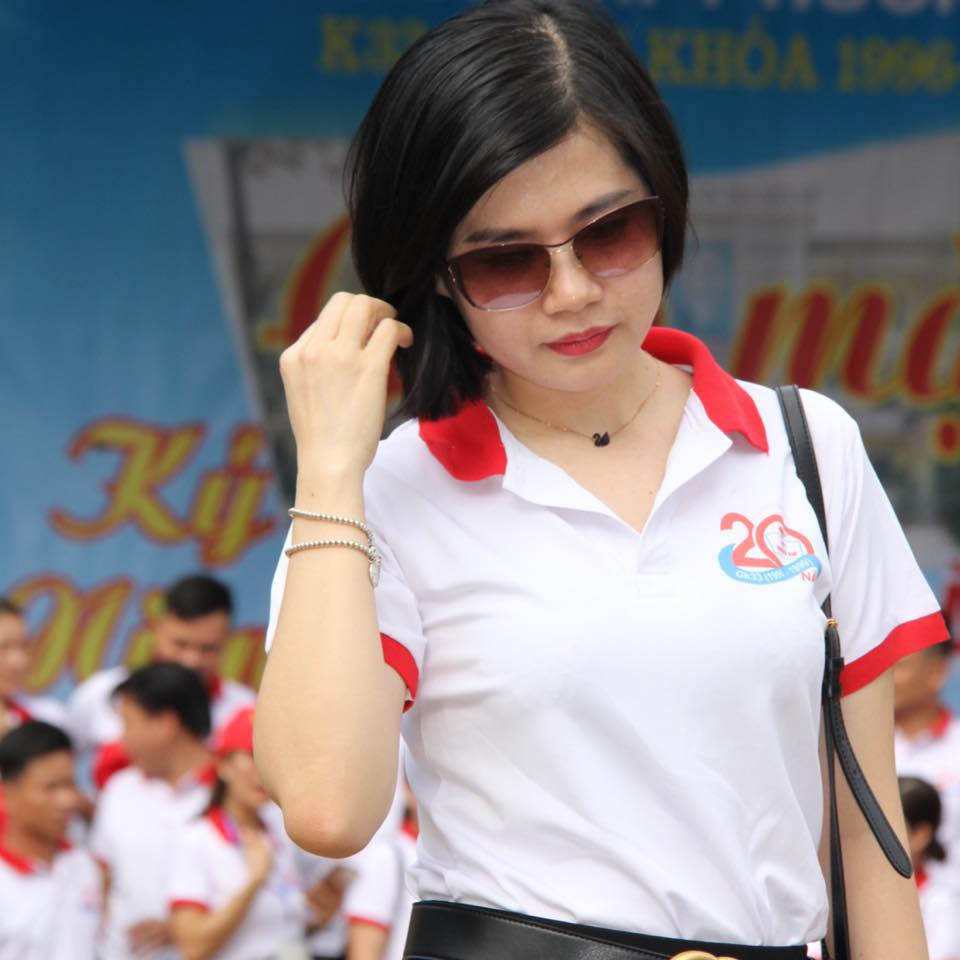 Chị Phạm Nhung