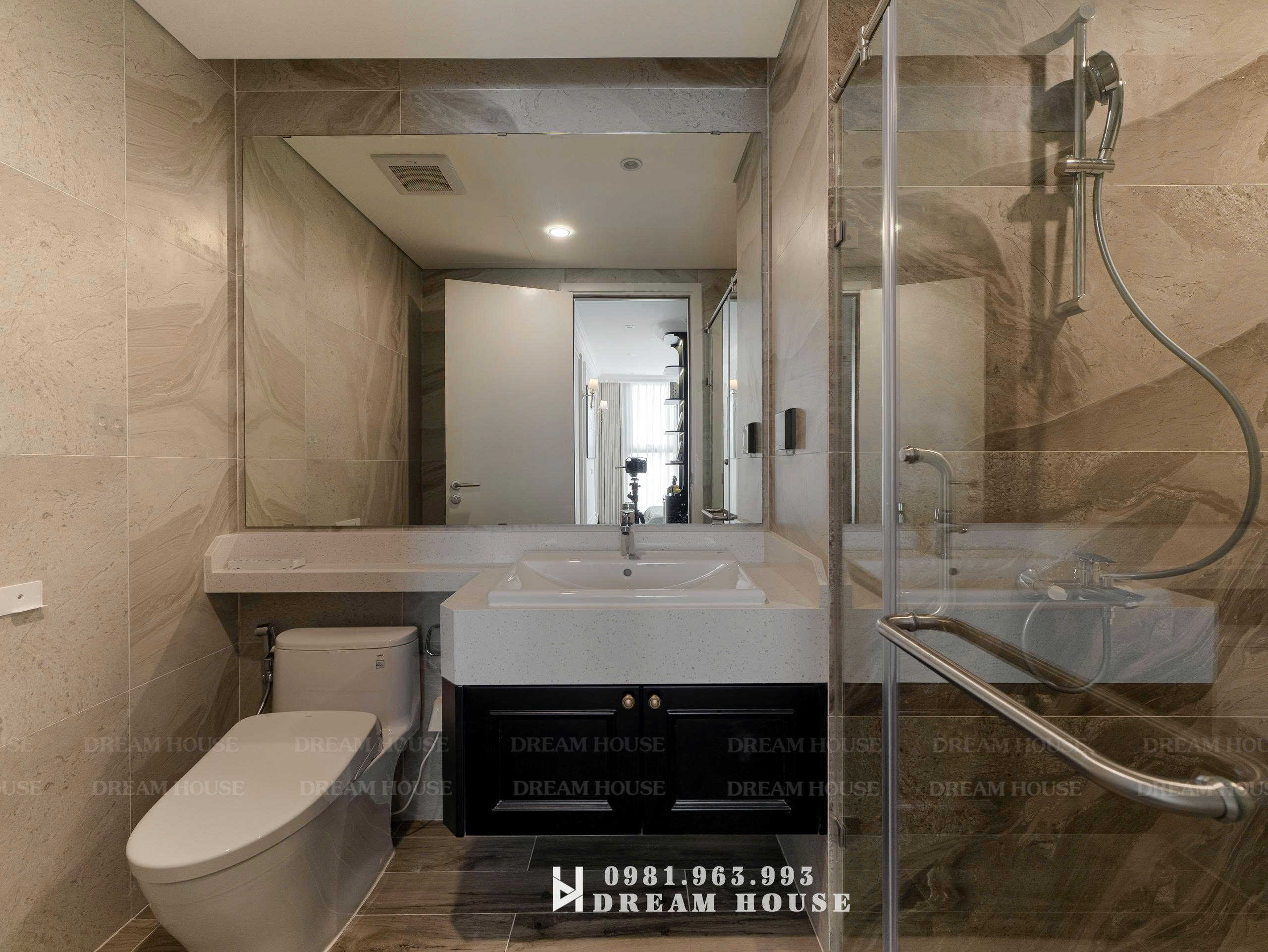 z7640194328788_e1eab6c9a151f17d6d7a9161e2044d02_optimized