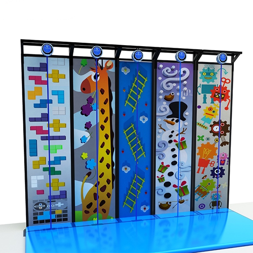 TRÒ CHƠI MẠO HIỂM LEO NÚI TRONG NHÀ