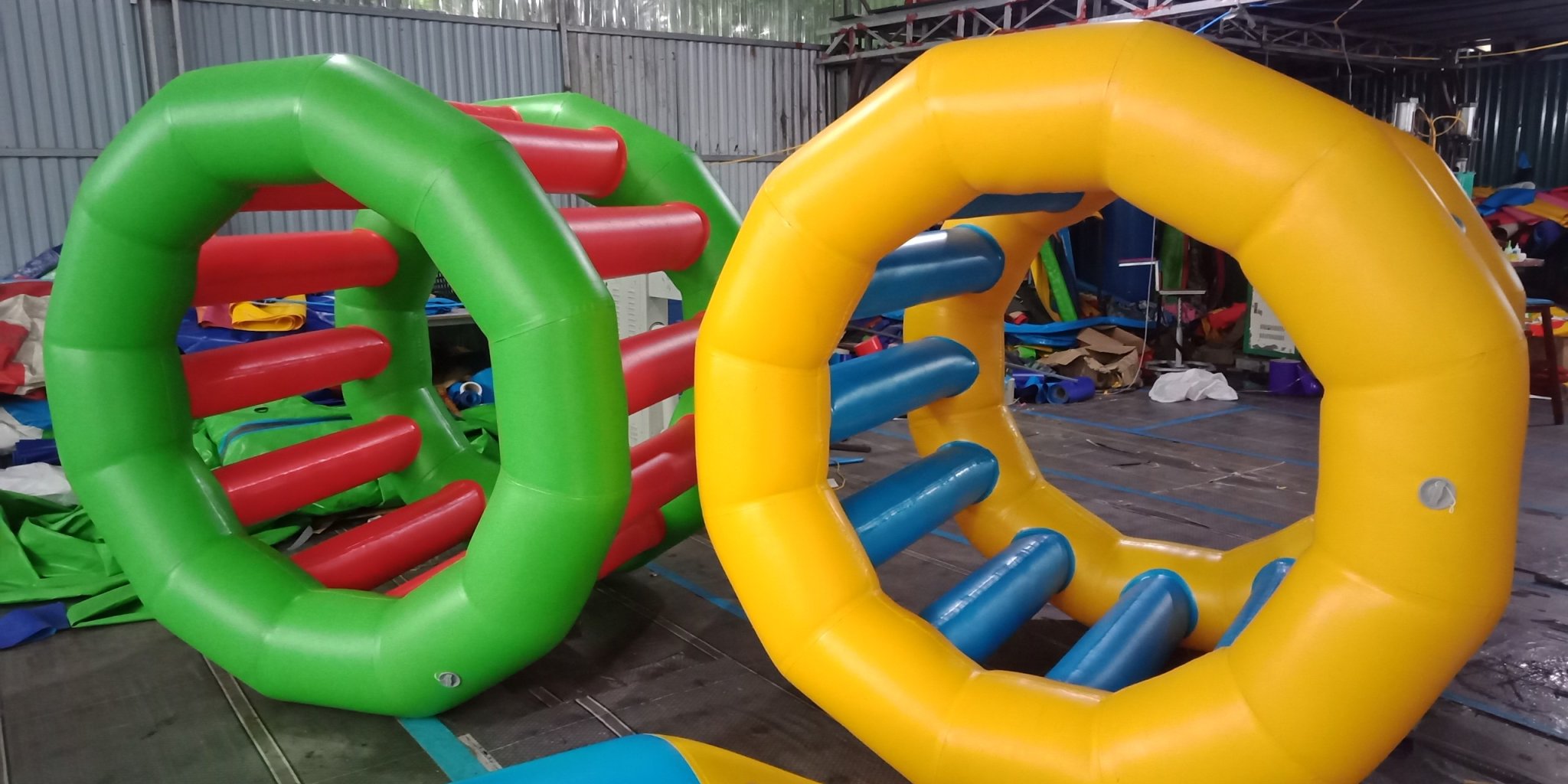 Guồng quay nhà bóng