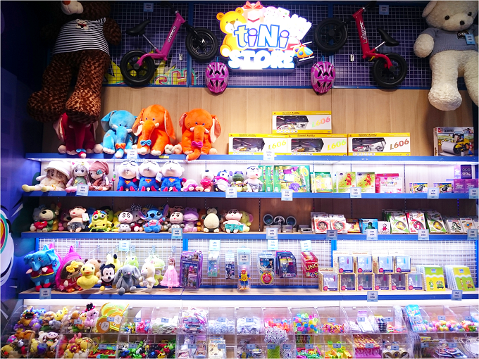 Khu nghệ thuật tô tượng cho bé tại tiniworld