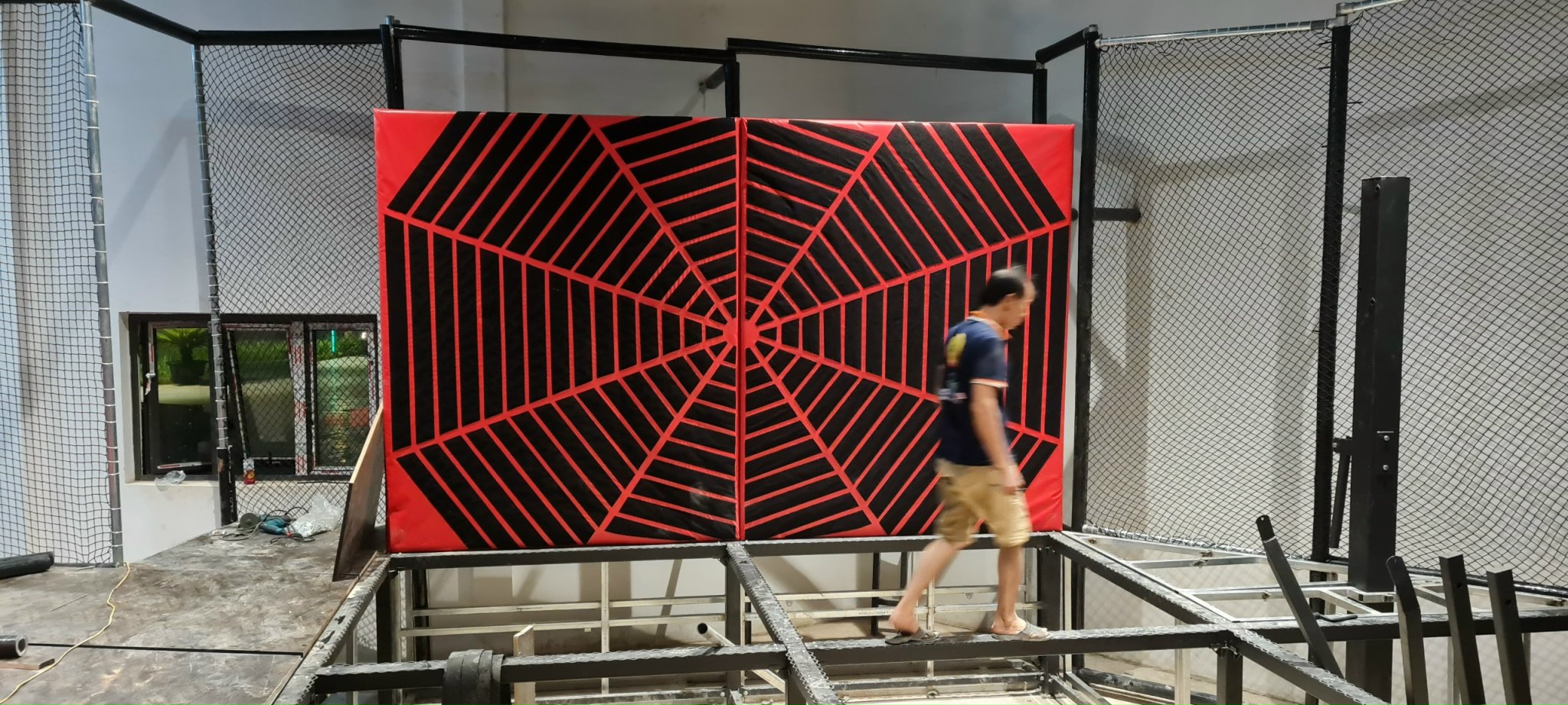 khu vui chơi batcave game center