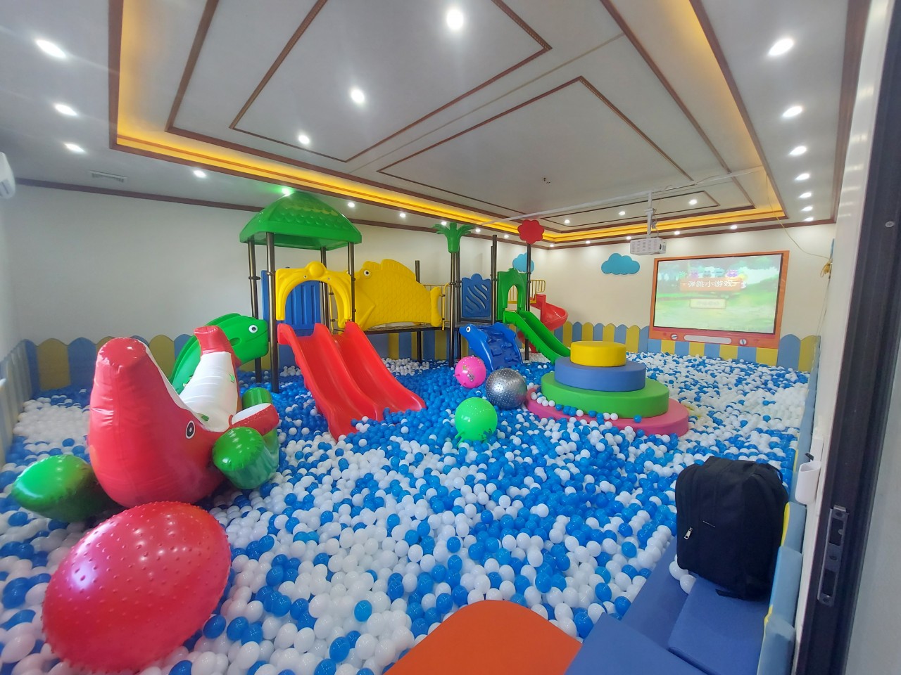 khu vui chơi hala kid