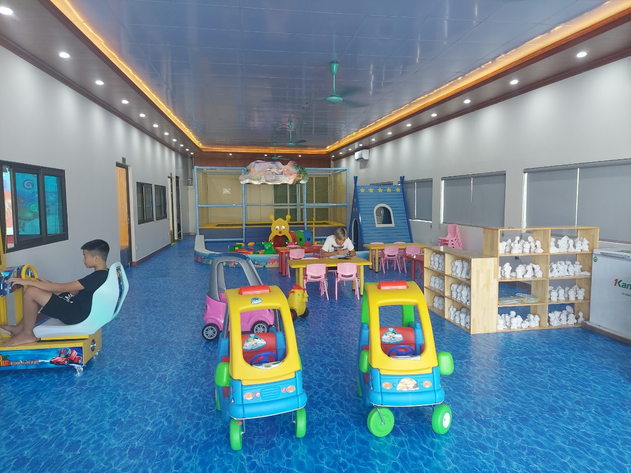 khu vui chơi hala kid