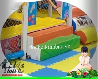 BẬC THANG NHỊ CẤP NHÀ LIÊN HOÀN