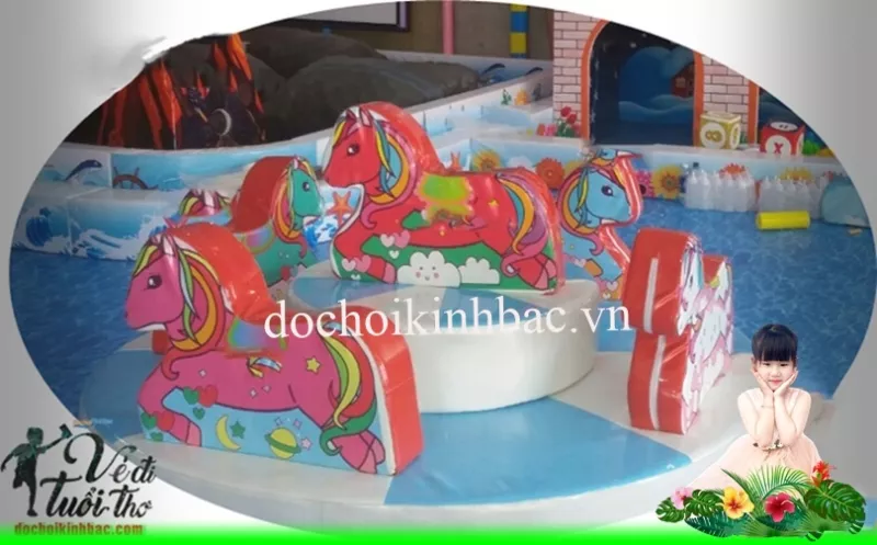 MÂM XOAY NỮ HOÀNG 5 CHỖ CÓ ĐỘNG CƠ