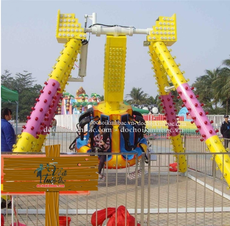 Con lắc xoay tê giác cuồng nộ mầu vàng