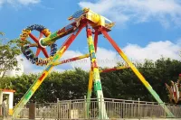 Tê giác cuồng nộ bay và xoay khổng lồ