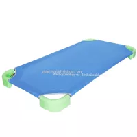 Giường lưới mầm non xanh trơn cao cấp