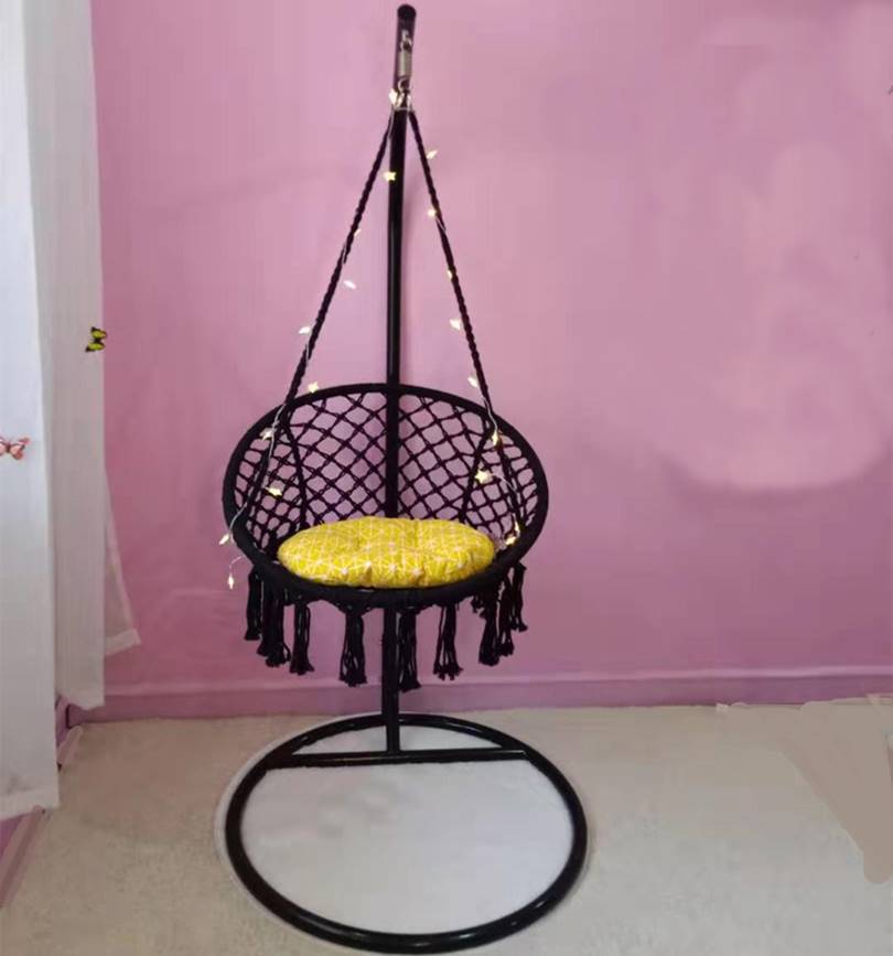 XÍCH ĐU MACRAME COTTON SWING MÀU ĐEN CÓ CẦN TREO XDTG038