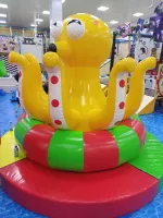Mam xoay buoc co dong co