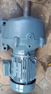 mô tơ giảm tốc