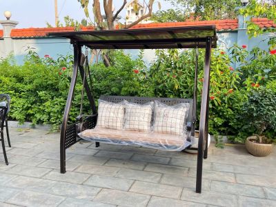 BÀN GIAO XÍCH ĐU NHÔM ĐÚC 3 CHỖ CAO CẤP CHO KHÁCH HÀNG TẠI THƯỜNG TÍN – KHÔNG GIAN SÂN VƯỜN THÊM THƠ MỘNG VÀ TIỆN NGHI