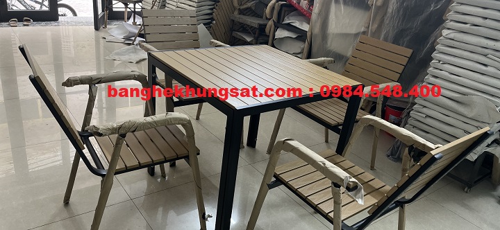 Bộ bàn ghế ngoài trời D80- polywood