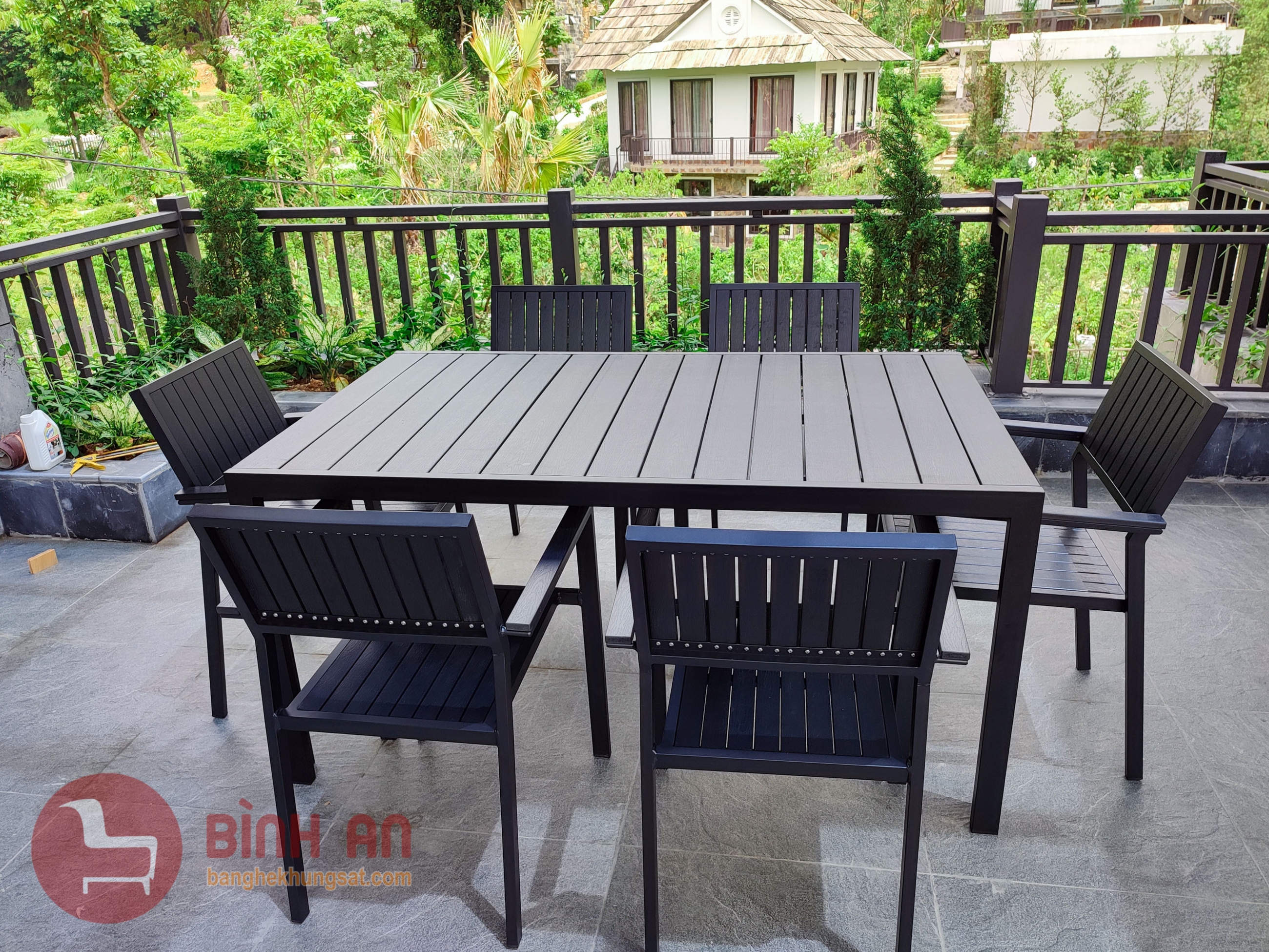 Bộ Bàn Ghế Ngoài Trời HCN D150 Polywood