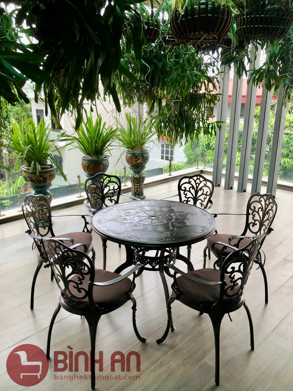 Bộ Bàn Ghế Ngoài Trời Nhôm Đúc D100