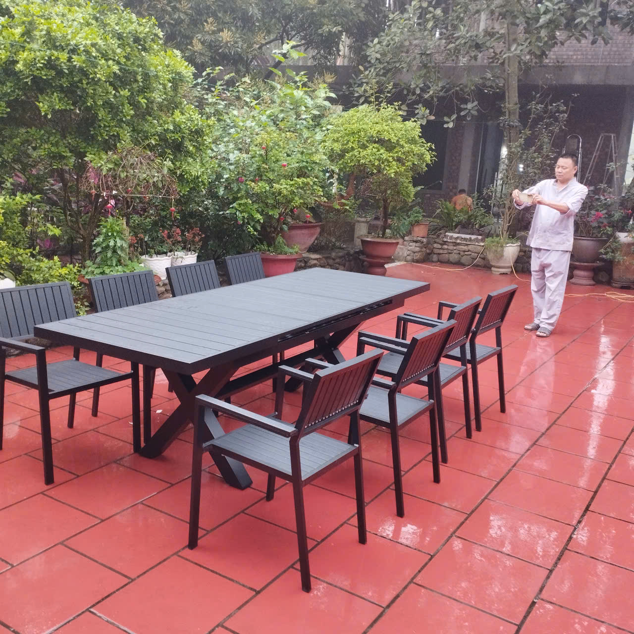 Bàn Ghế Sân Vườn Ngoài Trời Composit D180/240