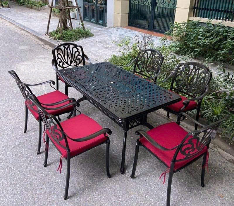 Bộ bàn ghế sân vườn họa tiết hoa sen 6 ghế