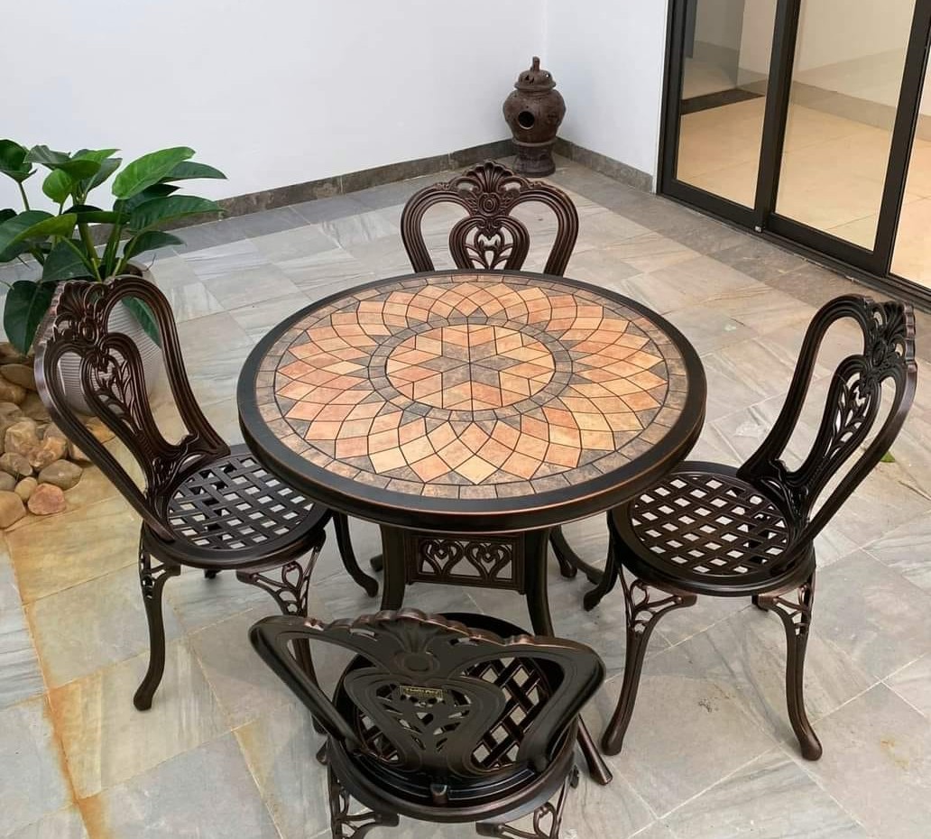 Bộ Bàn Ghế Sân Vườn Mặt Đá D84 4 ghế
