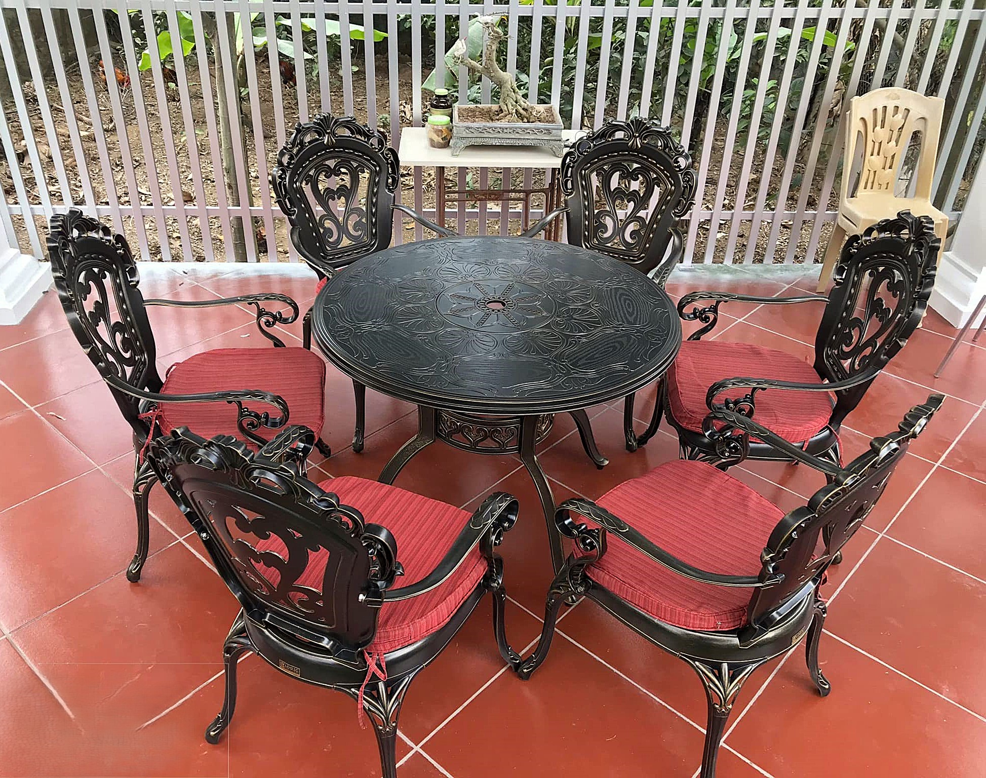 Bộ Bàn Ghế Nhôm Đúc Nhập Khẩu D100 6 Ghế