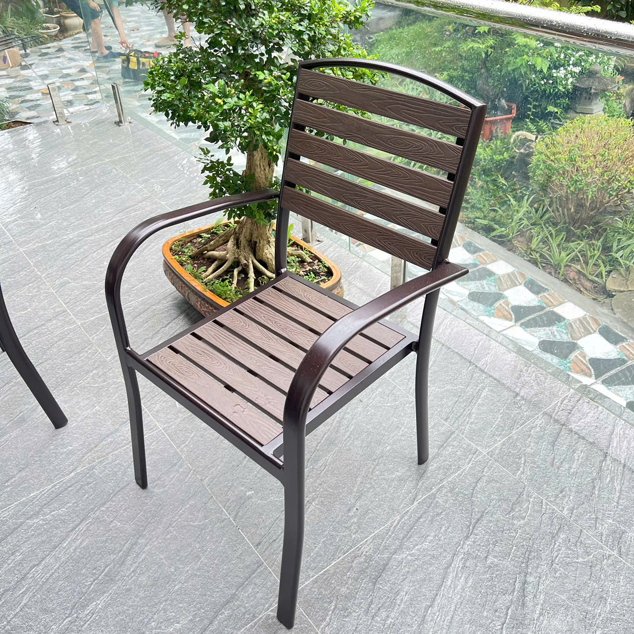 Bộ Bàn Ghế Sân Vườn Ngoài Trời Nan Nhựa D160