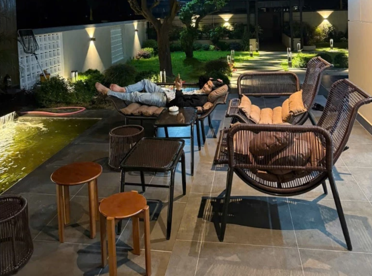 Bộ Bàn Ghế Mây Nhựa Cánh Én Cao Cấp