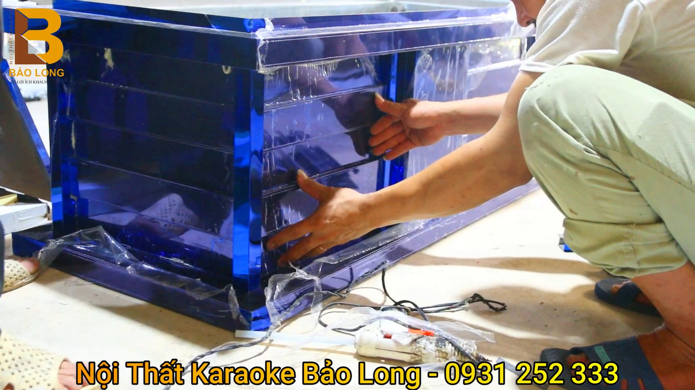 Gia công bàn inox xanh