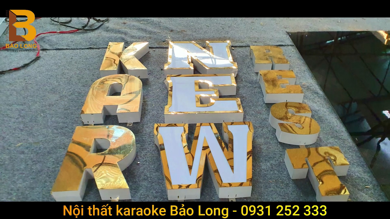 Chữ Nổi Karaoke khách hàng Nhật Bản