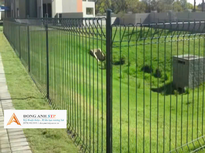 hàng rào lưới thép hàn gấp 2 đầu
