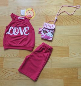 Đồ bộ bé gái chữ love nhí