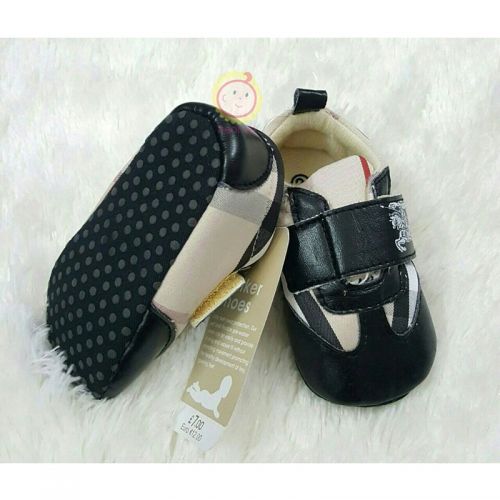 Giày siêu nhẹ cho bé trai