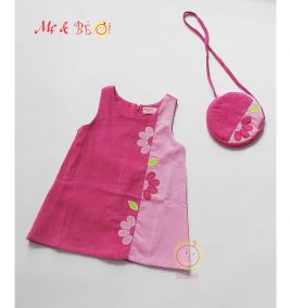 Đầm thêu hoa kèm túi đeo